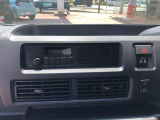AM/FMラジオ。