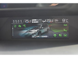 マルチファンクションディスプレイ メンテナンス項目など、車両のさまざまな情報を表示するカラー液晶画面です。
