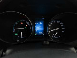 展示車は全てトヨタの車を知り尽くしたエキスパートが基本性能に関わる機能や状態を徹底的にチェックしています。消耗部品の事前交換など法定12ヶ月点検相当の点検・整備を必ず実施しています。