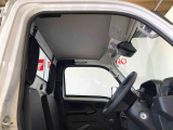 中古車販売に関する正しい知識を持ちお客様の信頼を得られるように努力しております。