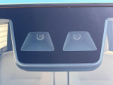 【スマートアシスト】走行中に前方の車両等を認識し、衝突しそうな時は警報とブレーキで衝突回避と被害軽減をアシスト。より安全にドライブをお楽しみいただけます。