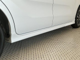 【現車確認及び来店納車のお願い】当社は県外販売を制限させて頂いております。基本は、近畿2府4県及び隣接県で、ご来店頂き現車確認及び、来店納車に限らせて頂いております。