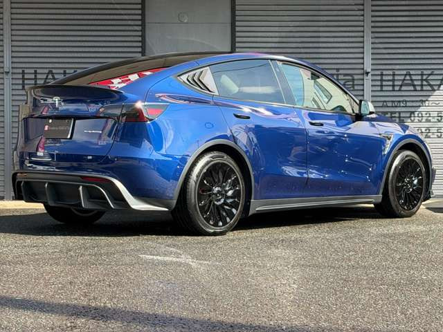 テスラ モデルY RWD オートパイロット パノラマルーフ 社外カ の中古車 