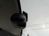 安心装備ドライブレコーダーを装備しています。自車の走行状態を常に録画しています。
