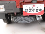 当社は購入後のアフターケアを大切にしております。納車後、1ヶ月無料点検、半年ごとにあんしん点検、12ヶ月法定点検の誘致をします。また車検までの点検をセットにした『ワンダフルパスポート』を販売中です。