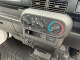 高年式車〜登録済車など、お得な中古車を取り揃えております。お気軽にご来店下さい。スタッフ一同お待ちしております。