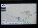 直感的に操作出来るナビゲーションを搭載。ルート案内が分かりやすく、運転中のストレスを軽減します。目的地までスムーズに導いてくれる、実用性の高い装備です。