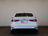 Audi A3 Sedan 30 TFSI/バイキセノンヘッドライト/アルミホイール 5スポークスターデザイン (シンメトリー) 7Jx16