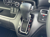 【 シフト 】スムーズなシフトチェンジで快適にお車を操縦していただけます!