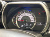 【スピードメーター】メーターがシンプルで見やすく運転しやすいですね!