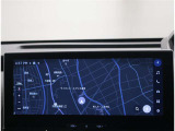 最近の主流ディスプレイオーディオです、スマホと繋いでMAP表示や音楽再生が出来ますよ♪