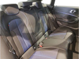 【エアバック】BMWのエアバックやその他の安全装備は、互いに補完しあう事で徹底した安全性を貫きます。万一の事故の際にそれぞれ最適な保護を提供してくれます!