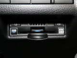高速道路を賢く使うETC2.0装備です。高速道路とクルマが情報を連携して渋滞の迂回ルートや災害時の適切な誘導をしてくれたりします。