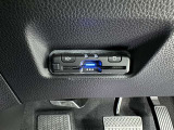 ETC車載器付きです。高速道路の料金所もスムーズに通過できます。