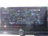 【メーカー純正12.3型ナビ】インテリアに溶け込むスタイリッシュな「専用設計」メーカーナビを装備♪視認性や操作性など基本性能にも優れ、より上質なカーライフをお楽しみいただけます。
