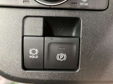 ご納車前に納車点検(法定12ヶ月点検相当)を実施し、基本性能に関わる機能や状態を徹底的に点検します。