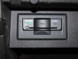 ETC車載機付きでECOでスムーズに高速道路に乗れます。