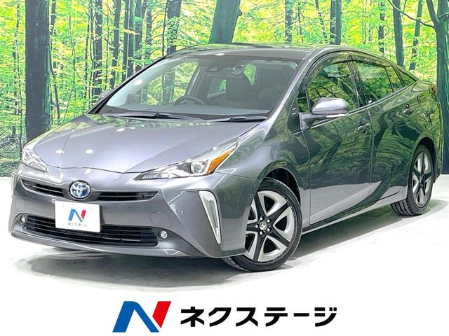 トヨタ プリウス 