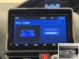 ナビ連動ETC付きです。高速道路料金所での小銭の出し入れや雨天時における窓の開け閉めなどの煩わしさが解消できます。料金所の通過もスムーズで快適ですよ。☆使用履歴表示や音声案内もしてくれます☆
