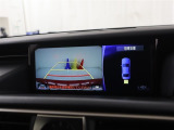 バックガイドモニターで、後方を確認しながら安心して駐車することができます。運転初心者も熟練者も必須の機能ですよ!