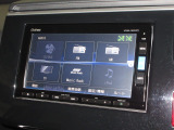 ナビゲーションは純正メモリーナビ(VXM-195VFi)を装着しております。AM、FM、CD、DVD再生、Bluetooth、音楽録音再生、フルセグTVがご使用いただけます。