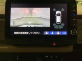 バックでの車庫入れも安心です! リアカメラが付いているバックモニター付のナビを装備しております。バンパーについているソナーや、操作線もついており距離感も画面から確認できます。