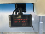 社外ドラレコ装備。