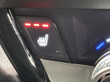 フロント両席にはシートヒーターが付いています!寒い日に便利な装備ですね。