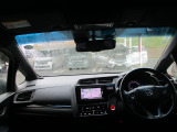 インパネ周りのお写真です。視界が広く、運転もしやすくなっております。