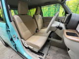 ドライバーによって運転しやすいポジションは異なり、あの車はどうなのか不安なこともありますよね。気になるお車は店頭で乗り込んでご確認いただけます♪