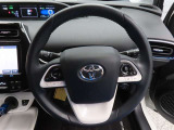 ぜひ展示車の運転席に座ってみてください。