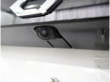 バックカメラが付いているので後方確認が非常にしやすいです。今や運転初心者も熟練者も必須装備!ついていて損はないですね♪