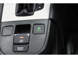 ECONボタンで低燃費モードに☆☆☆ECONスイッチを上手に使ってエコドライブ♪♪環境にもお財布にも優しい装備です☆☆☆