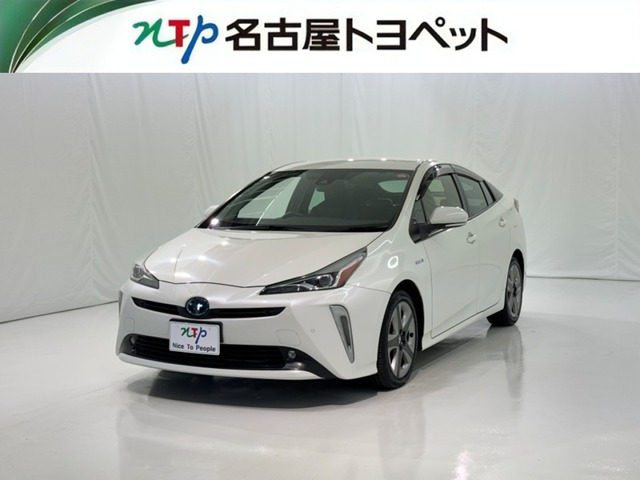 トヨタ プリウス 