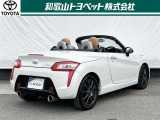 ルーフオープンの状態です!開放的なドライブをお楽しみいただけます!