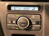 車内空調は&rdquo;AUTOエアコン&rdquo;にお任せ。運転に集中出来ますよ!