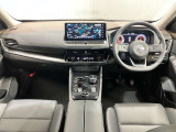 運転席からの視界が左右に広く隅々まではっきりと見渡せます。車の前端も把握しやすく安心して運転できます!