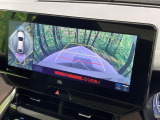 【パノラミックビューモニター】専用のカメラにより、上から見下ろしたような視点で360度クルマの周囲を確認することができます☆死角部分も確認しやすく、狭い場所での切り返しや駐車もスムーズに行えます。