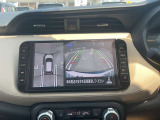 狭い駐車場等での運転を支援するアラウンドビューモニター付☆