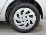 185/60R15タイヤ&15&times;5?Jスチールホイール&樹脂フルキャップ
