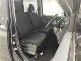 運転席後ろ