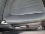 運転席の状態が出る場所ですが、ご覧の通りにキレイな状態ですよ。