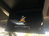 【フリップダウンモニター】大画面モニターで後席でもエンタメをお楽しみいただけます。小さなお子様にも大人気の装備です♪