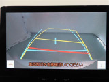 バックガイドモニターで、後方を確認しながら安心して駐車することができます。運転初心者も熟練者も必須の機能ですよ!