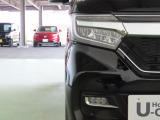 LEDヘッドライトは、点灯の瞬間から光量を発揮し、突然暗くなるトンネルなどでの安定感を高めます。