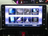 9型ナビゲーション付きです。バックカメラも付いて車庫入れ・駐車も安心です。Bluetooth対応機器を登録して快適な室内空間を実現できます。