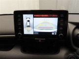 バックモニターを装備しています。車庫入れ時等に車両後方が確認出来るのでとても便利です。