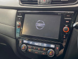 【純正9型ナビ】インテリアに溶け込むスタイリッシュな「専用設計」メーカーナビを装備♪視認性や操作性など基本性能にも優れ、より上質なカーライフをお楽しみいただけます。