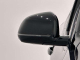 ドアミラーに内蔵されているフラッシャーは視認性も良く安全運転に一役買ってます。