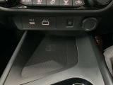 便利なUSB電源ソケット・ワイヤレス充電・シガーソケットなど電源供給はバッチリです。